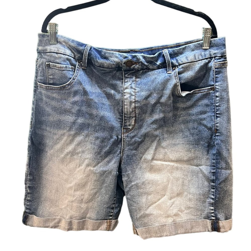 Terra & Sky Womens Jeans Short Folded Hem Whisker Medium Wash 20W